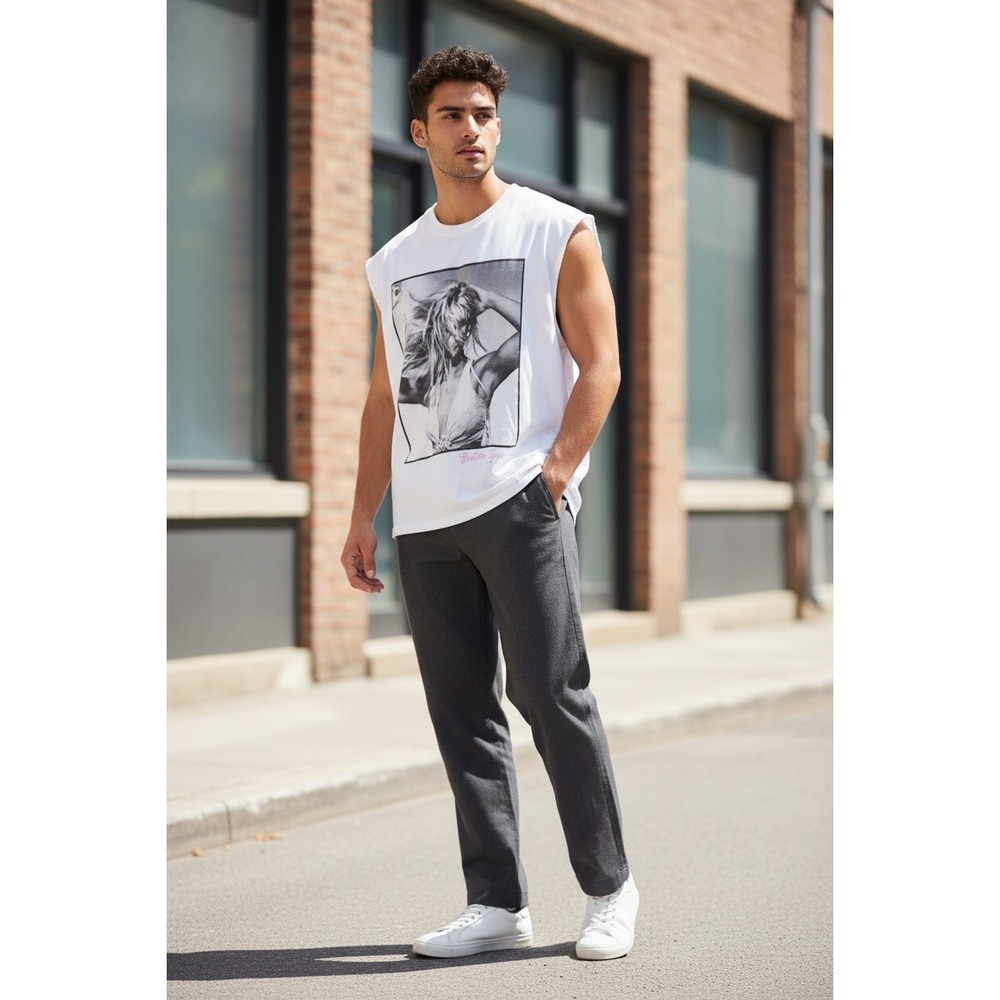 Britney Spears Graphic Muscle Tee Mens XL White NEW Sleeveless Pop Icon Shirt